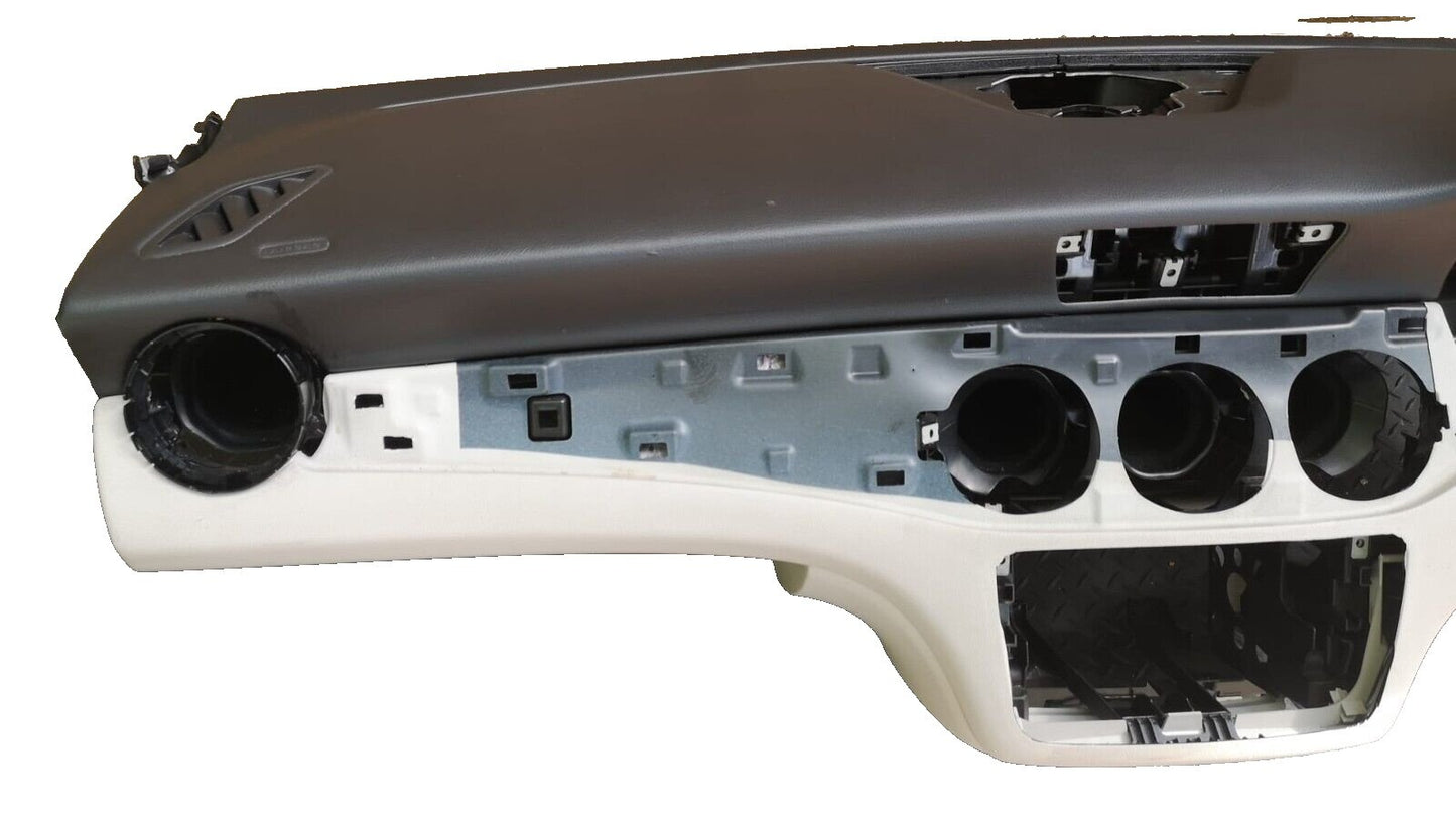 13-19 MERCEDES BENZ CLA C117 GENUINE DASHBOARD PANEL 11768001877