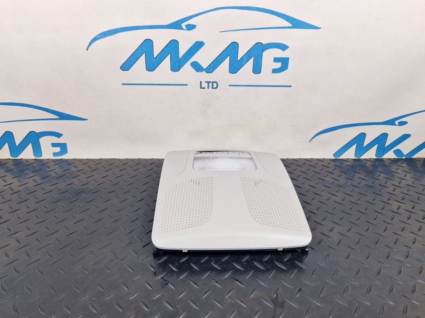 14-23 MERCEDES BENZ VITO W447 OEM FRONT INTERIOR ROOF LIGHT A4479006900