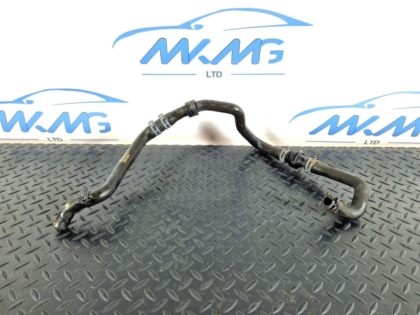 16-19 AUDI A4 AVANT B9 S-LINE OEM ENGINE WATER COOLANT PIPE HOSE 8W0122445J
