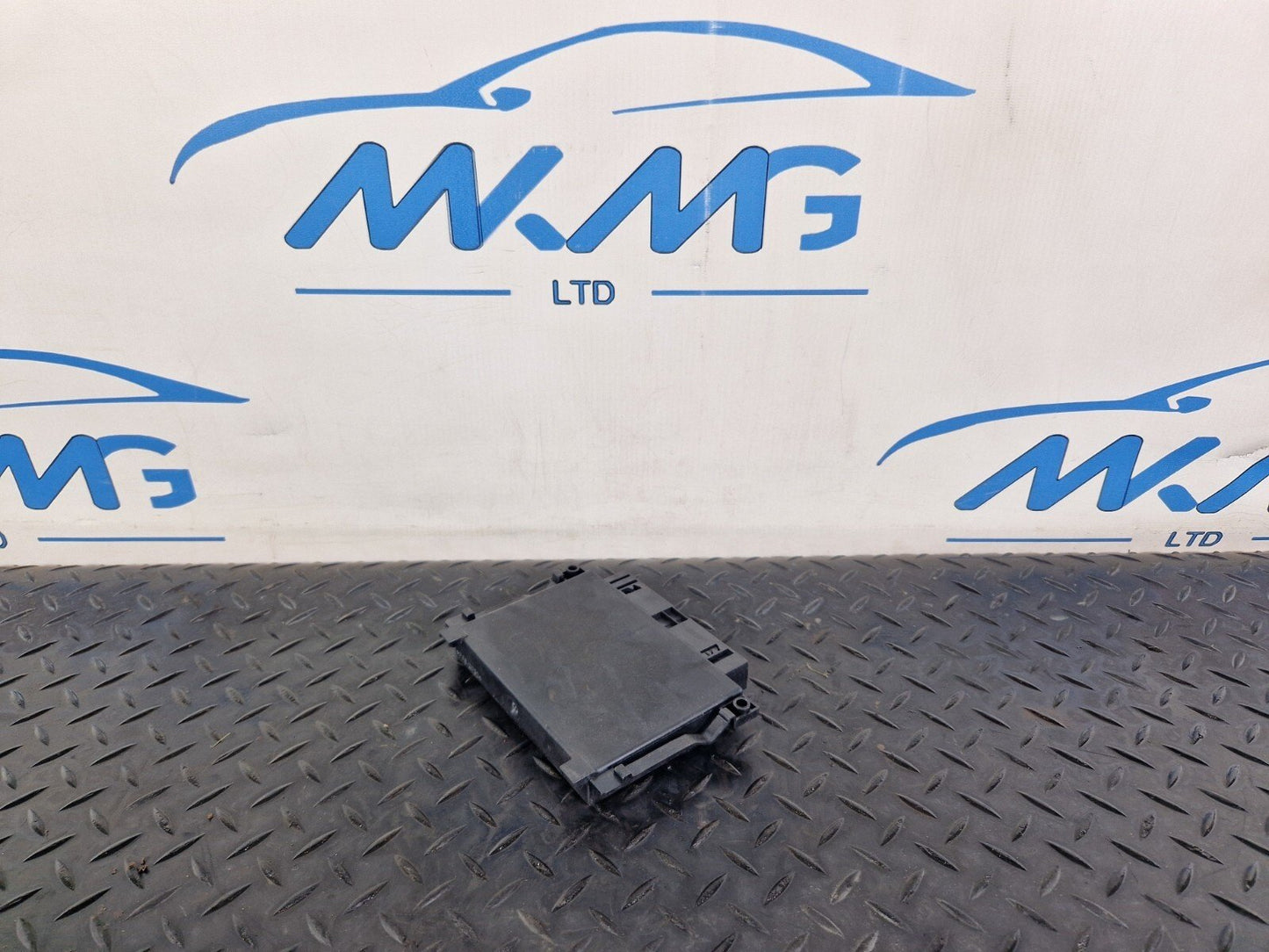 19-ON MERCEDES BENZ CLA C118 1.3 AUTO GENUINE GEARBOX CONTROL UNIT A2139006227