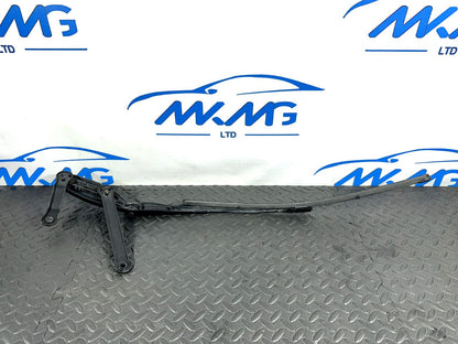 14-21 MERCEDES BENZ C300 W205 FRONT DRIVER SIDE WINDSCREEN WIPER ARM A2058204000