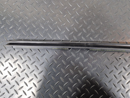 16-19 AUDI A4 B9 OEM FRONT RADIATOR LOVER CENTER RUBBER SEALING STRIP 8K0121331A