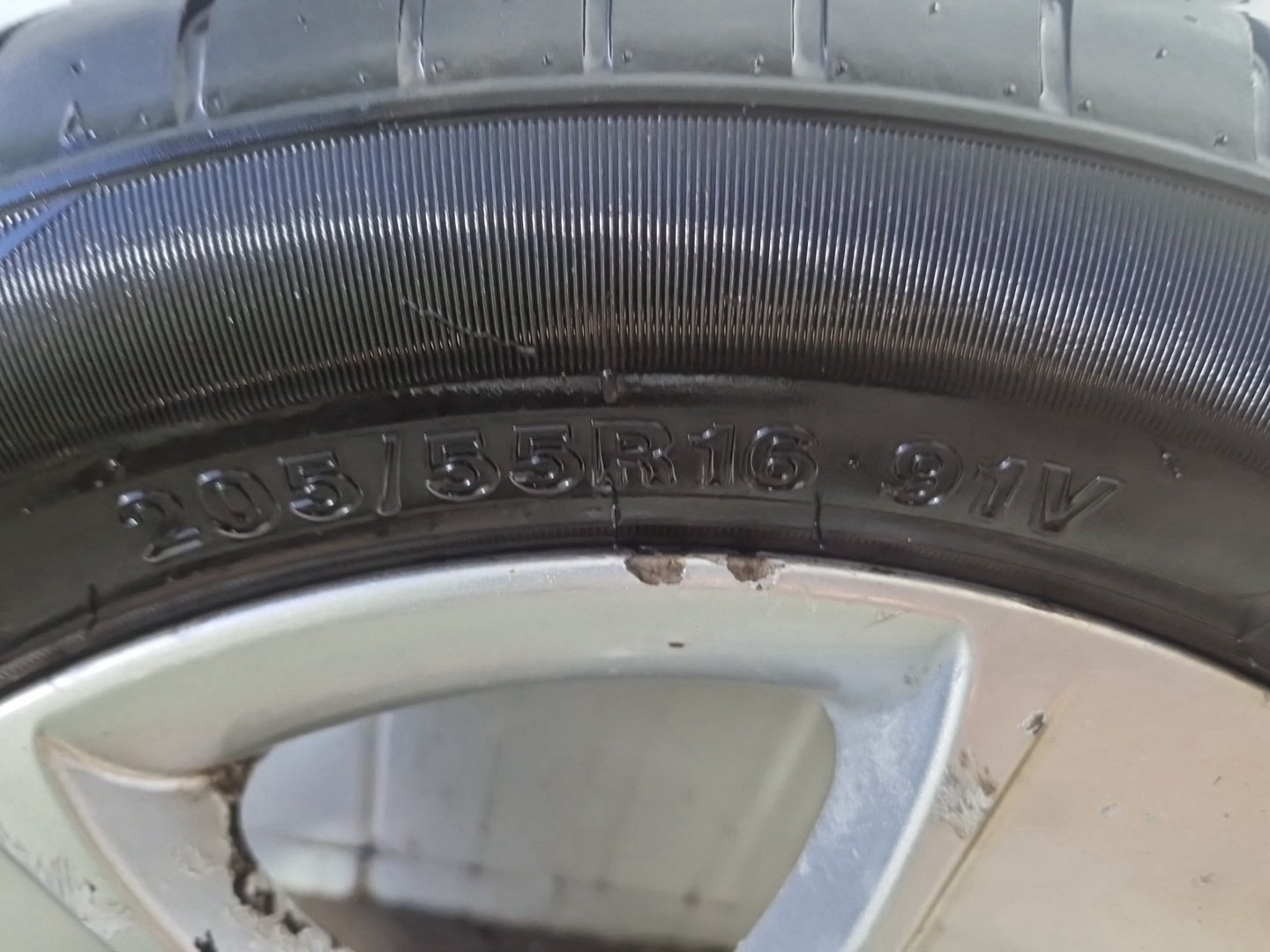 Skoda Octavia MK2 FL - 1Z 16" Alloy Wheel with Tyre ~7mm 205/55/16 1Z0601025T