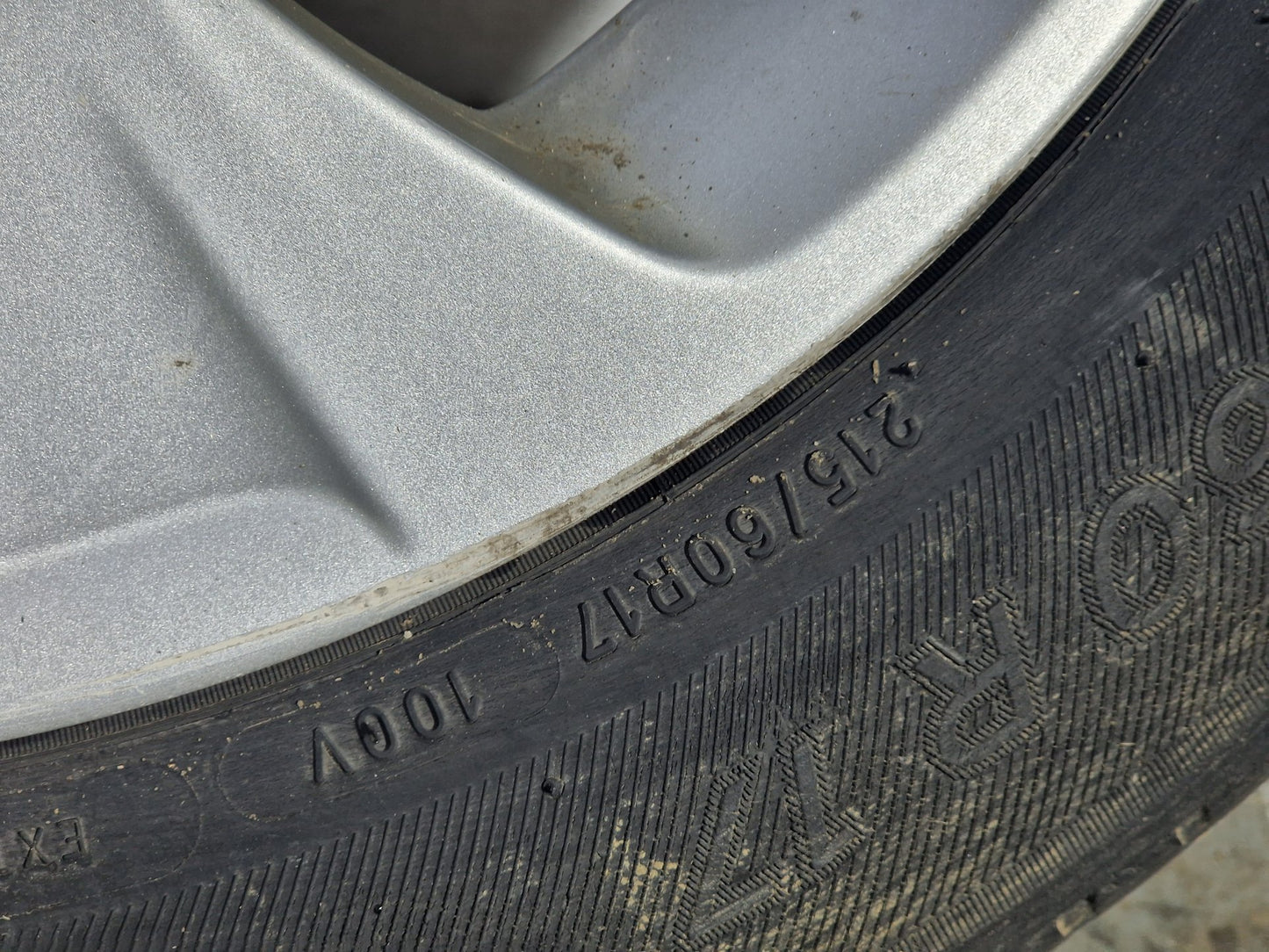 BMW X1 E84 17" Alloy Wheel with Michelin Tyre ~3mm 215/60/17 6789140