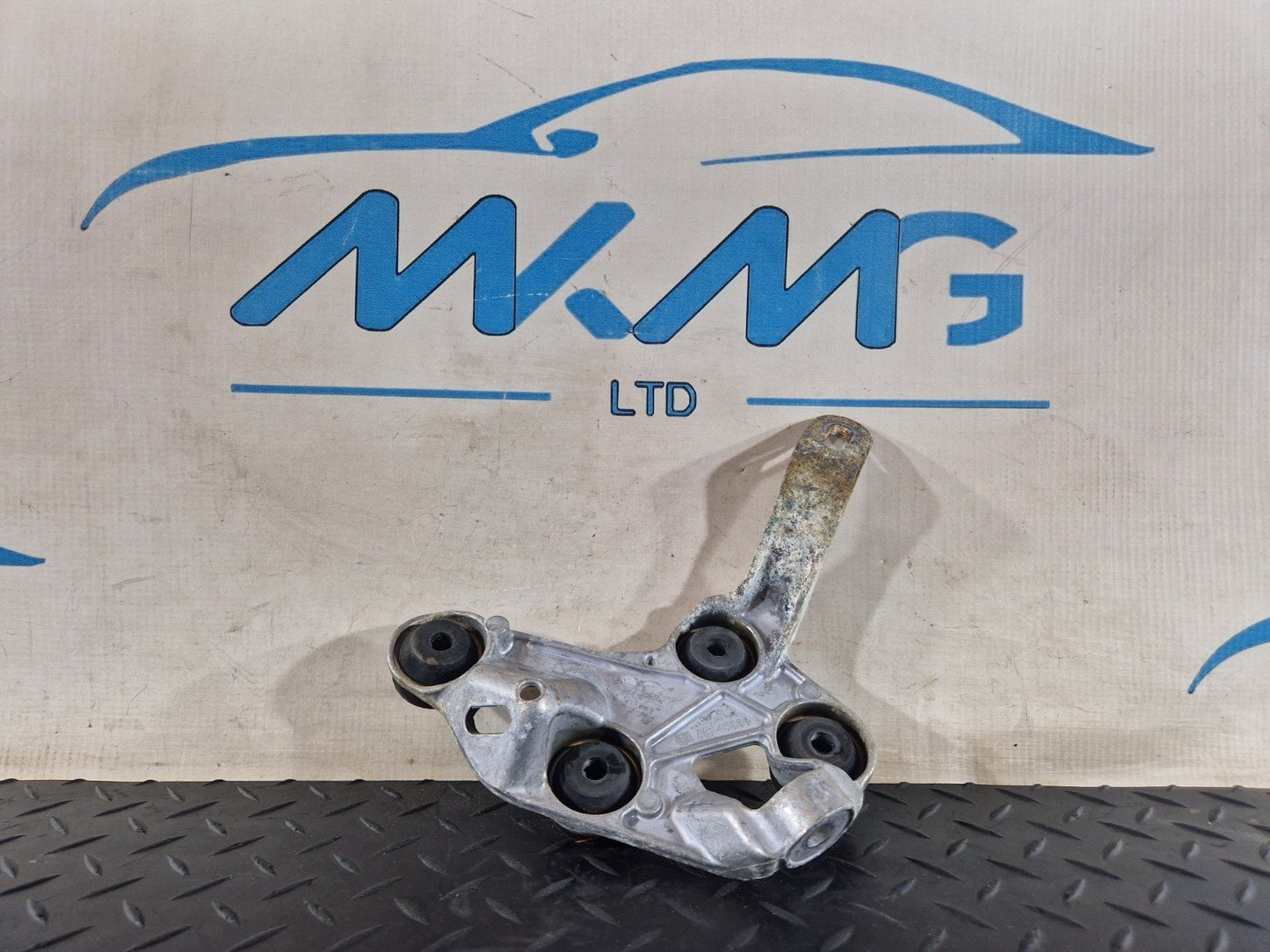 16-22 MERCEDES BENZ X253 ABS PUMP BRCKET MOUNT HOLDER UNIT A2534310340