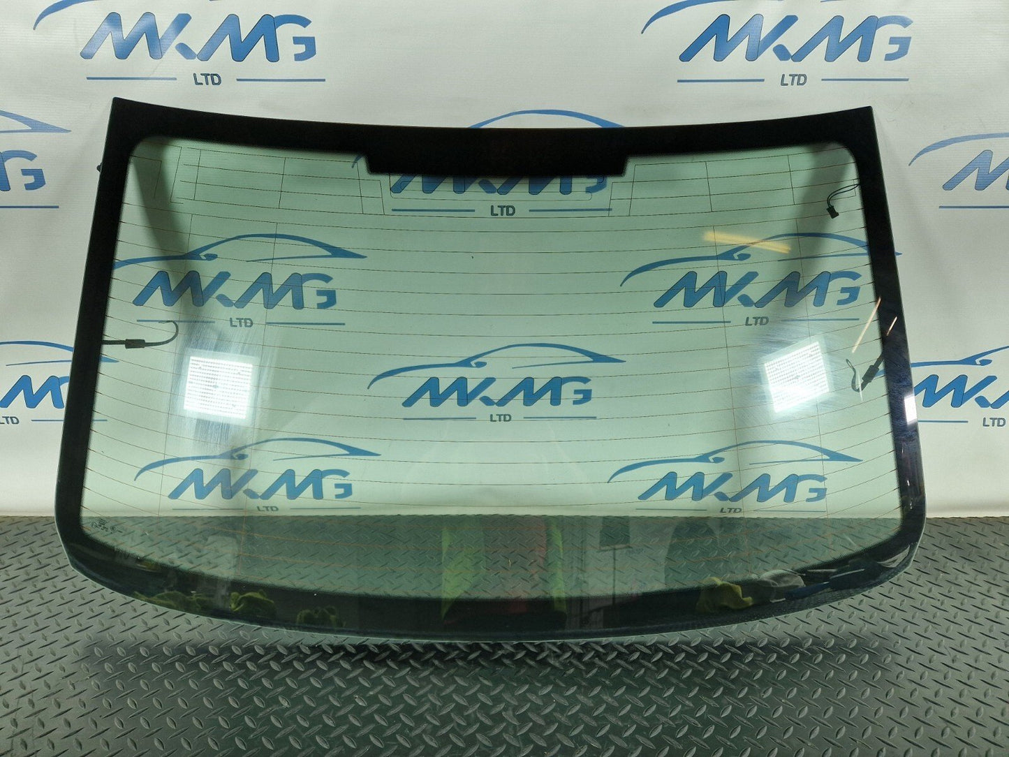 16-19 AUDI A4 B9 S-LINE REAR WINDSHIELD WINDSCREEN WINDOW GLASS 8W5845501