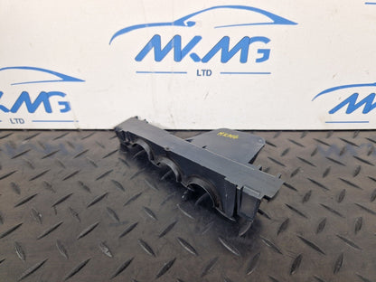 14-21 MERCEDES BENZ C220 W205 TOP LEFT AIR DUCT SEALING A2058317900