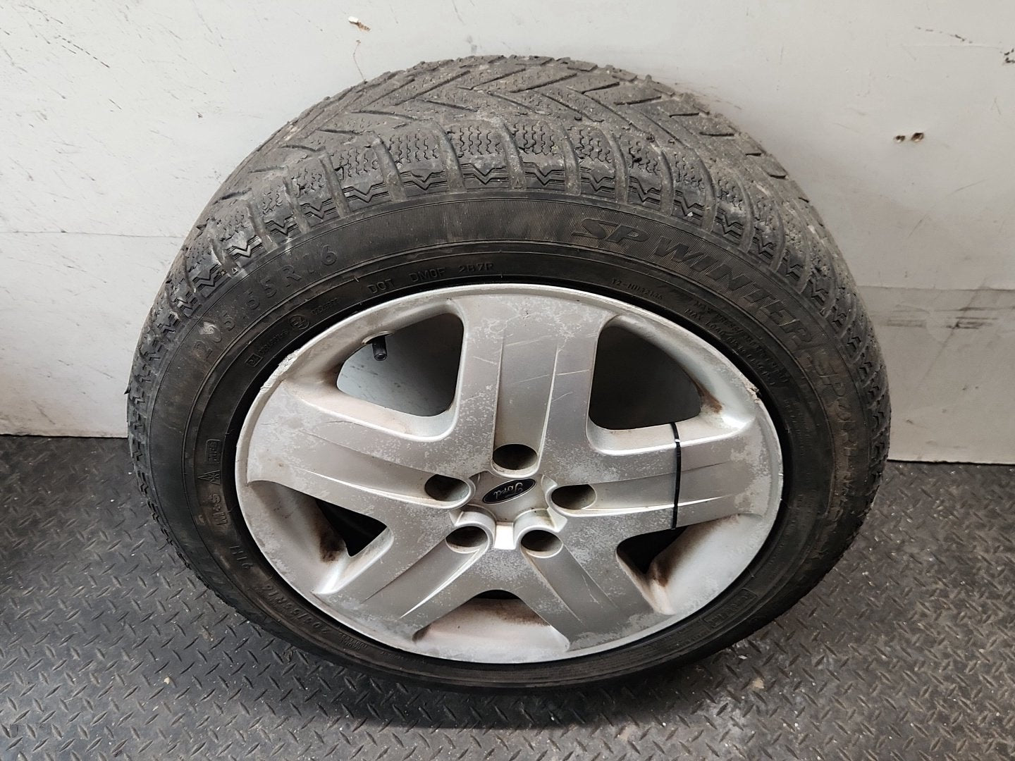 Ford C-Max MK1 FL (C214) MPV 16" Steel Wheel with Tyre 205/55/16 ~3mm