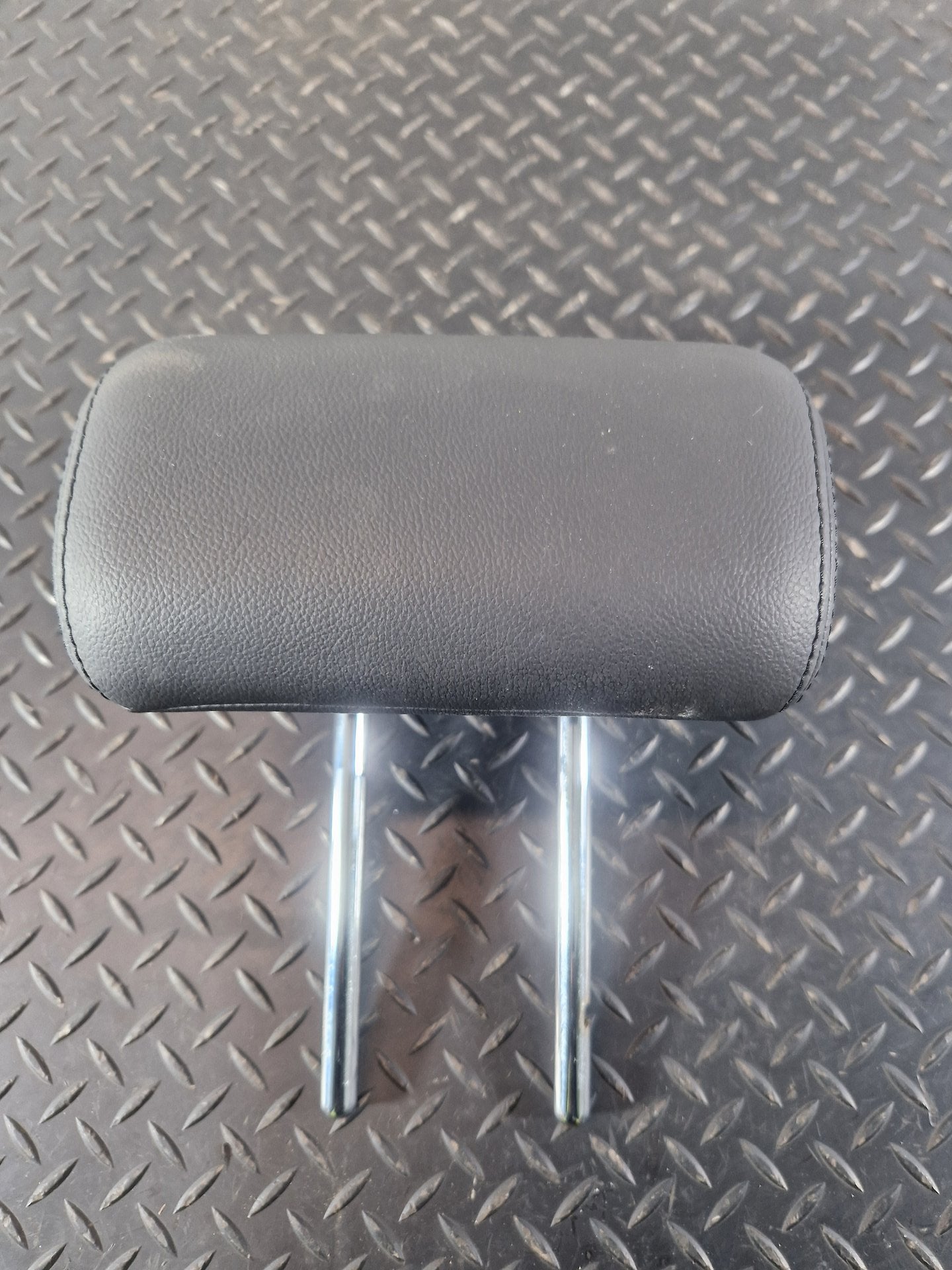 Land Rover Range Rover Evoque L551 REAR SEAT HEADREST FITS LEFT & RIGHT