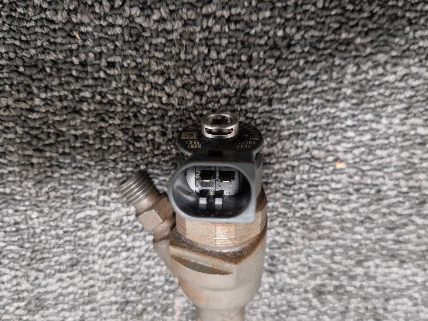 BMW 116d E87 Hatchback 2.0 Diesel Genuine Fuel Injector 779844604