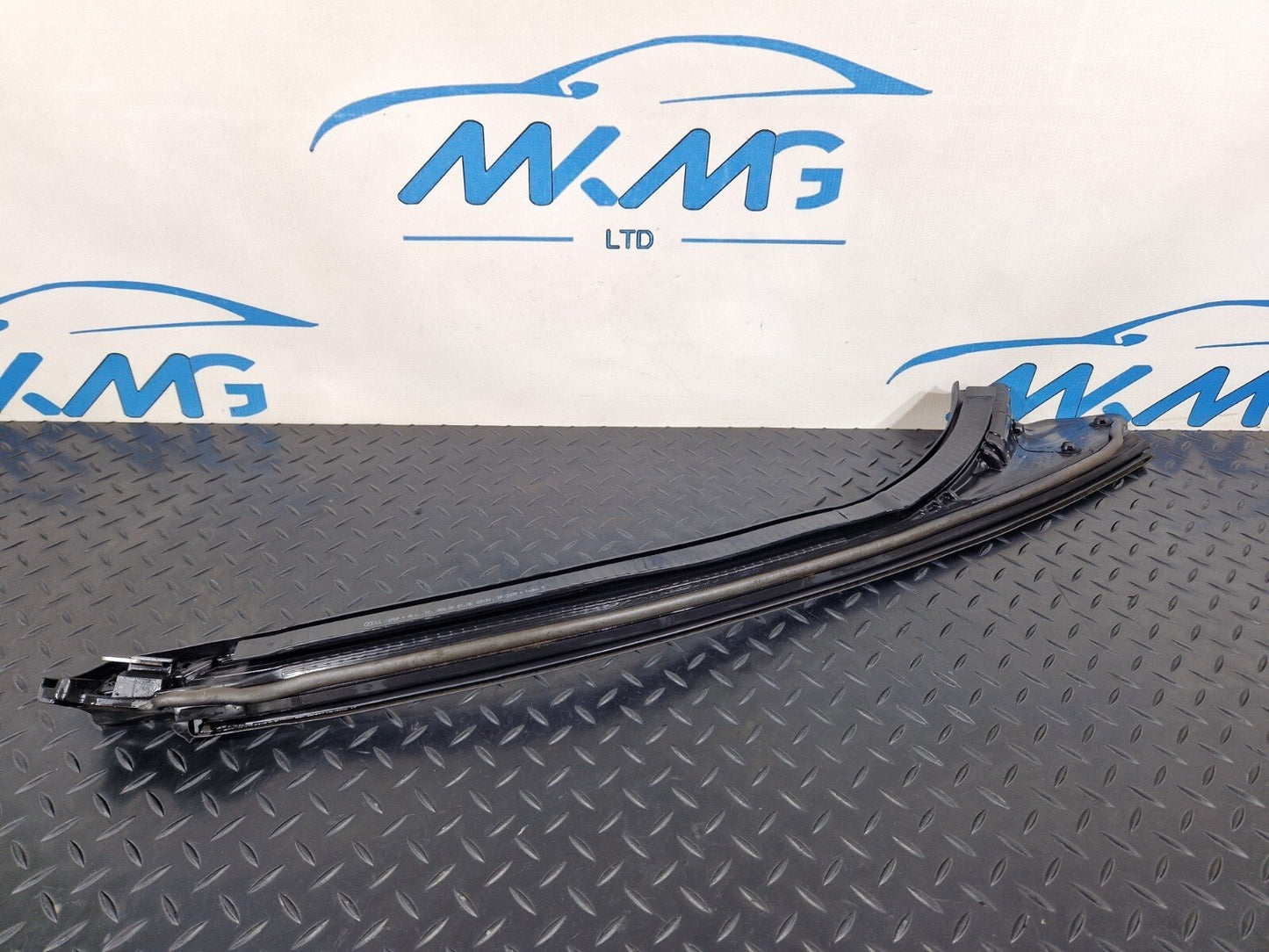 16-24 AUDI A5 F5 FRONT RIGHT INNER UPPER DOOR SEAL RUBBER 8W7831722B