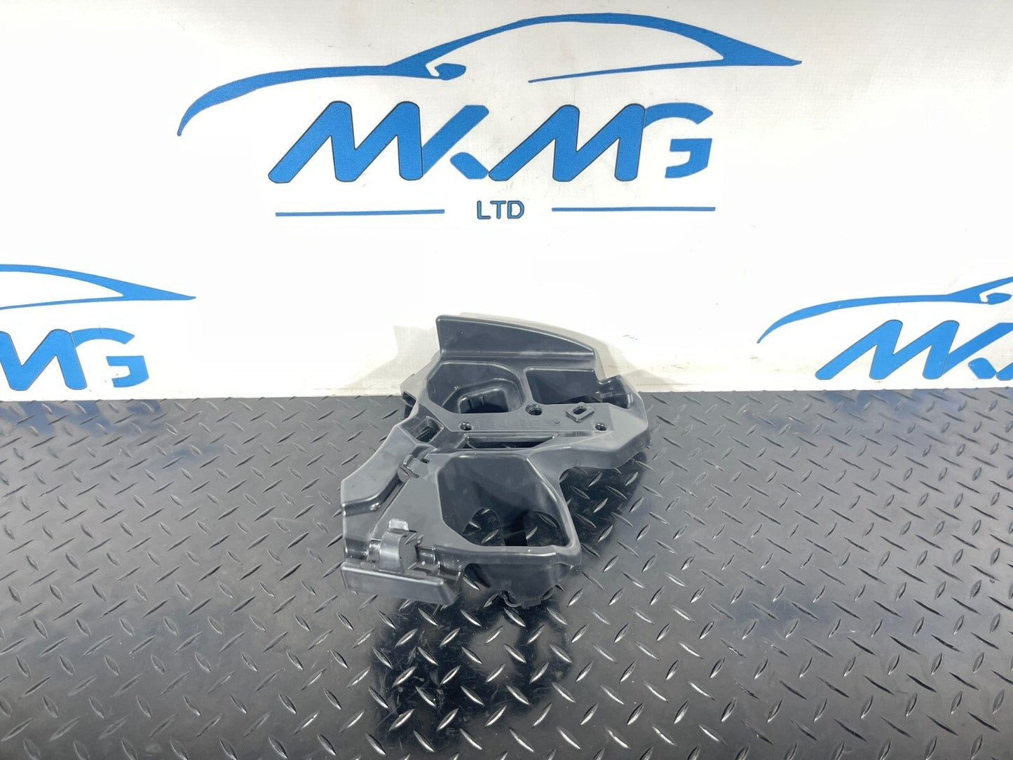 BMW F44 Gran Coupe Bumper Bracket Rear Right O/S Upper Guide Mount 8494946