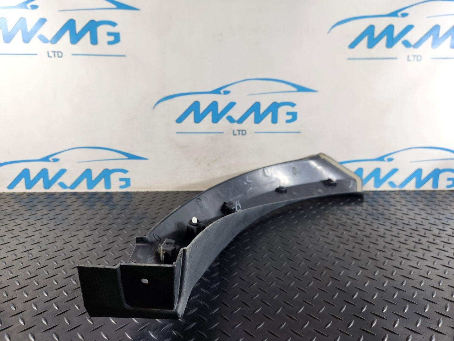 13-23 RANGE ROVER SPORT L494 DRIVER SIDE RIGHT REAR ARCH TRIM DK62-28370-A