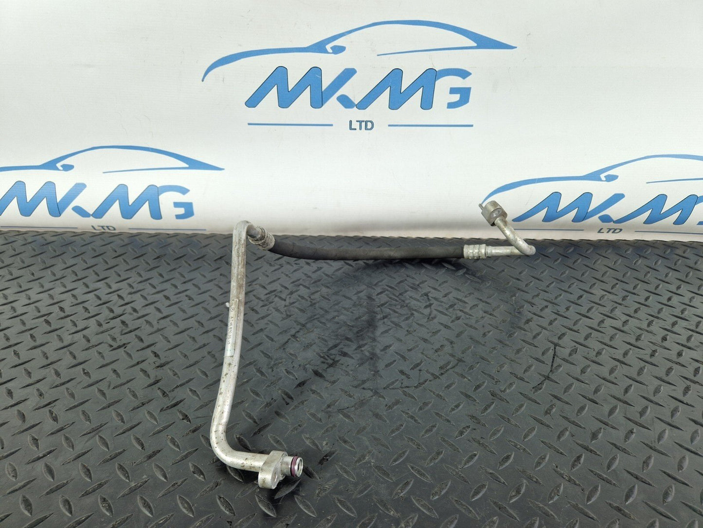 13-19 MERCEDES CLA C117 GENUINE A/C AIR CONDINIOTING PIPE HOSE LINE A2468303515