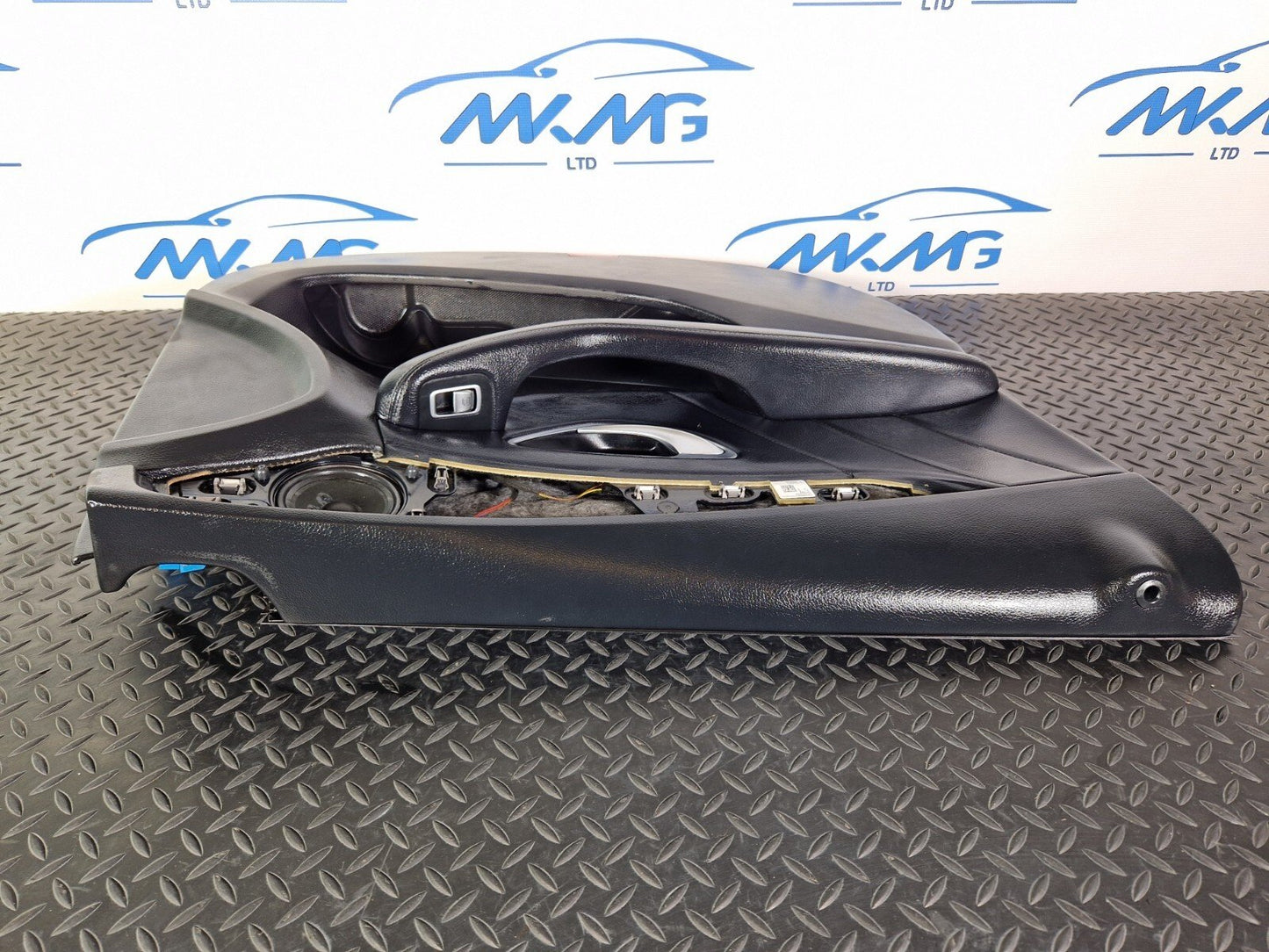 14-21 MERCEDES BENZ C220d W205 OEM DOOR PANEL LEFT SIDE FRONT A2228200202