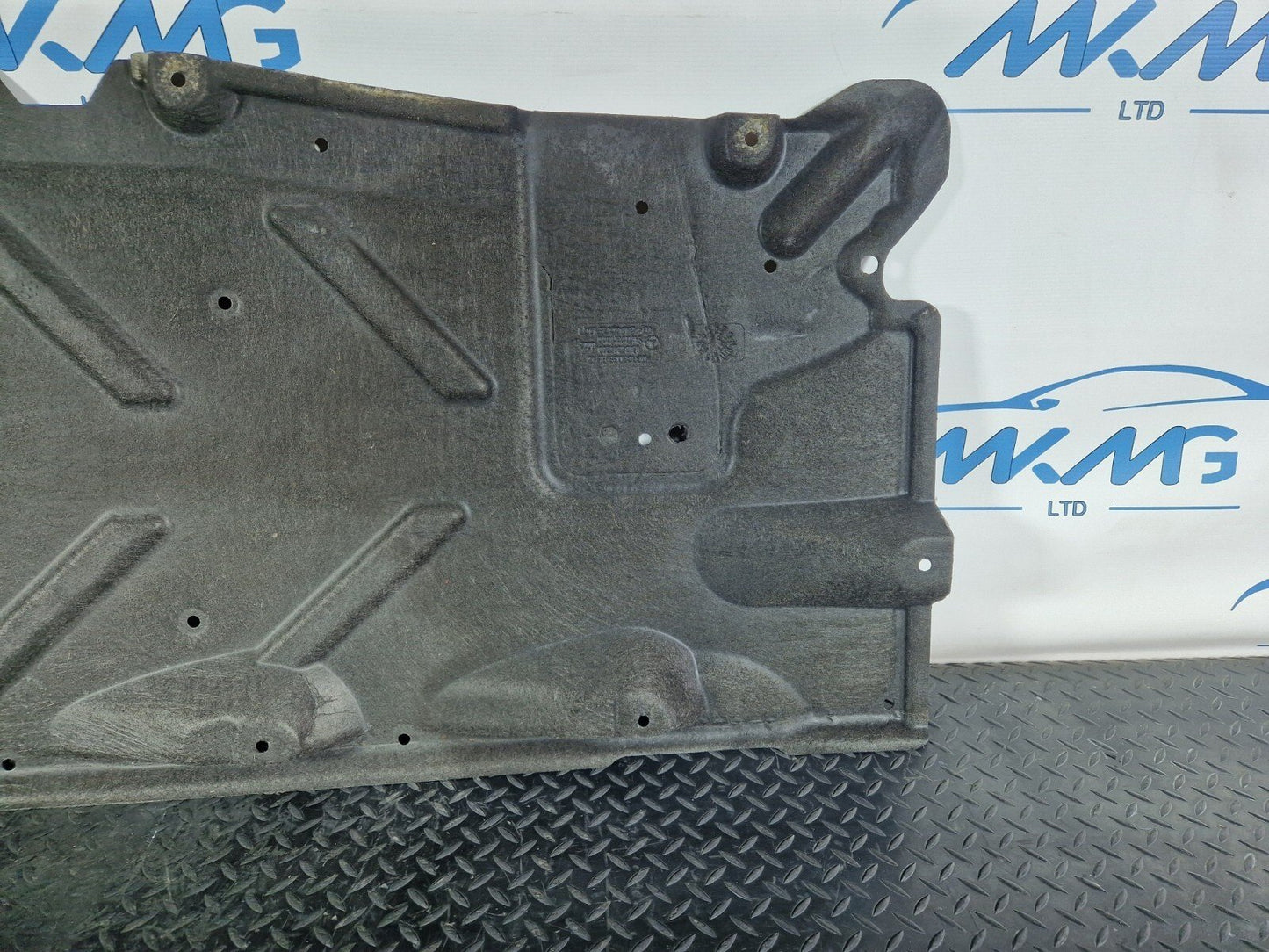 13-19 MERCEDES BENZ CLA C117 RIGHT O/S UNDERTRAY COVER PANEL GUARD A2466840200