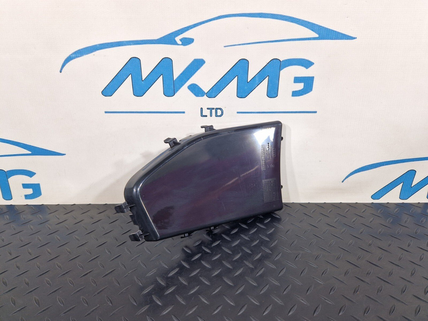 10-18 AUDI A7 4G S-LINE GENUINE FRONT LEFT BUMPER COVER 4G8807245