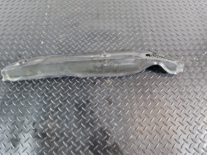16-19 MERCEDES BENZ GLE W166 FRONT RIGHT O/S WING FENDER COVER SEAL A1668890025