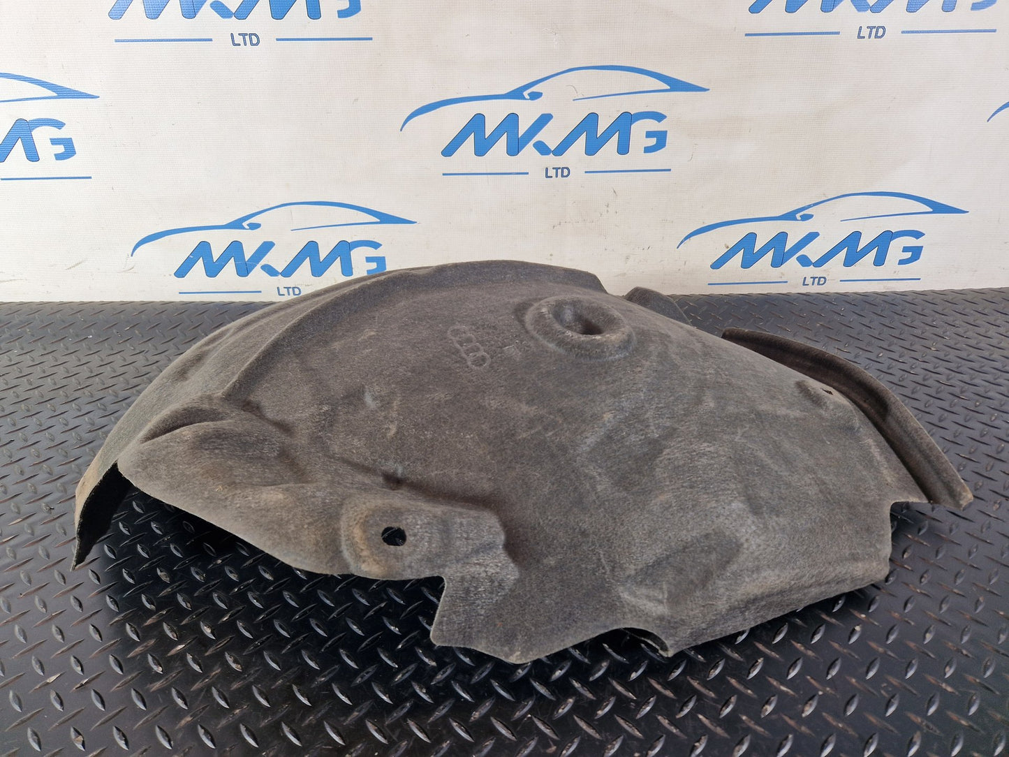 Audi A6 Front Right Wheel Arch Liner 4G0821134D