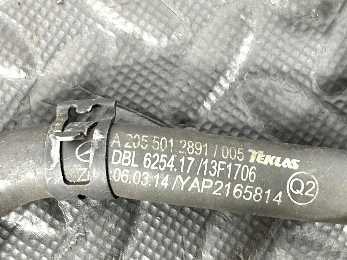 14-21 MERCEDES BENZ C300 W205 AD BLUE COOLING FEED RETURN LINE A2055012891