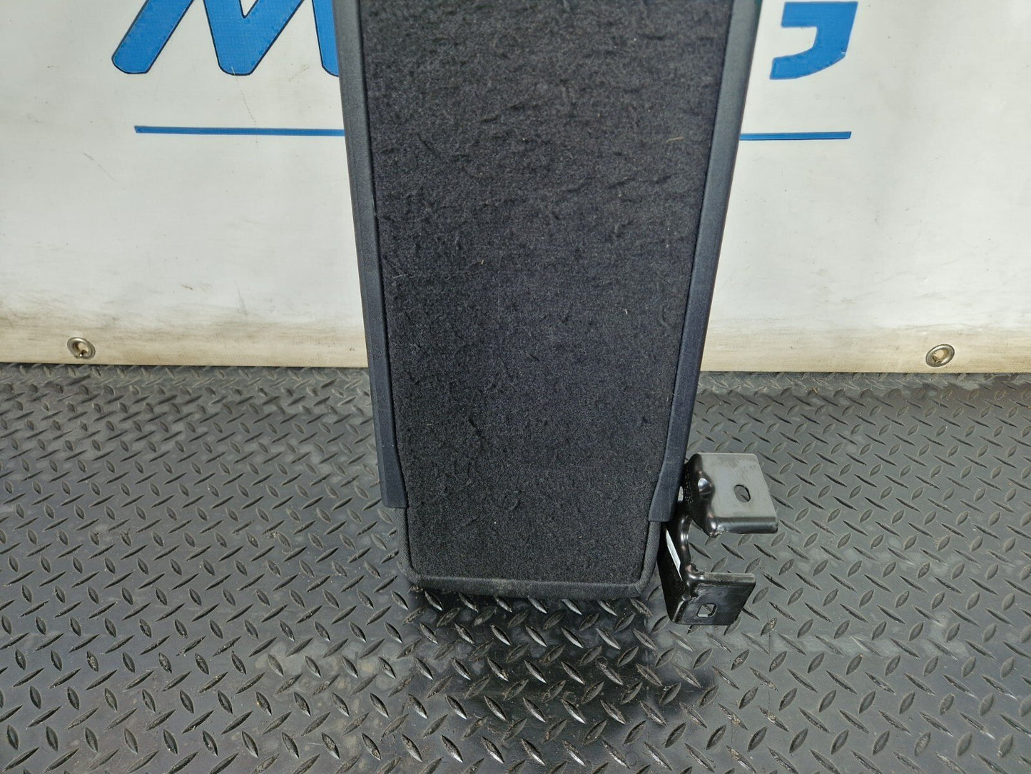 14-21 MERCEDES BENZ C CLASS W205 REAR BLACK LEATHER SEAT BACKREST & ARMREST