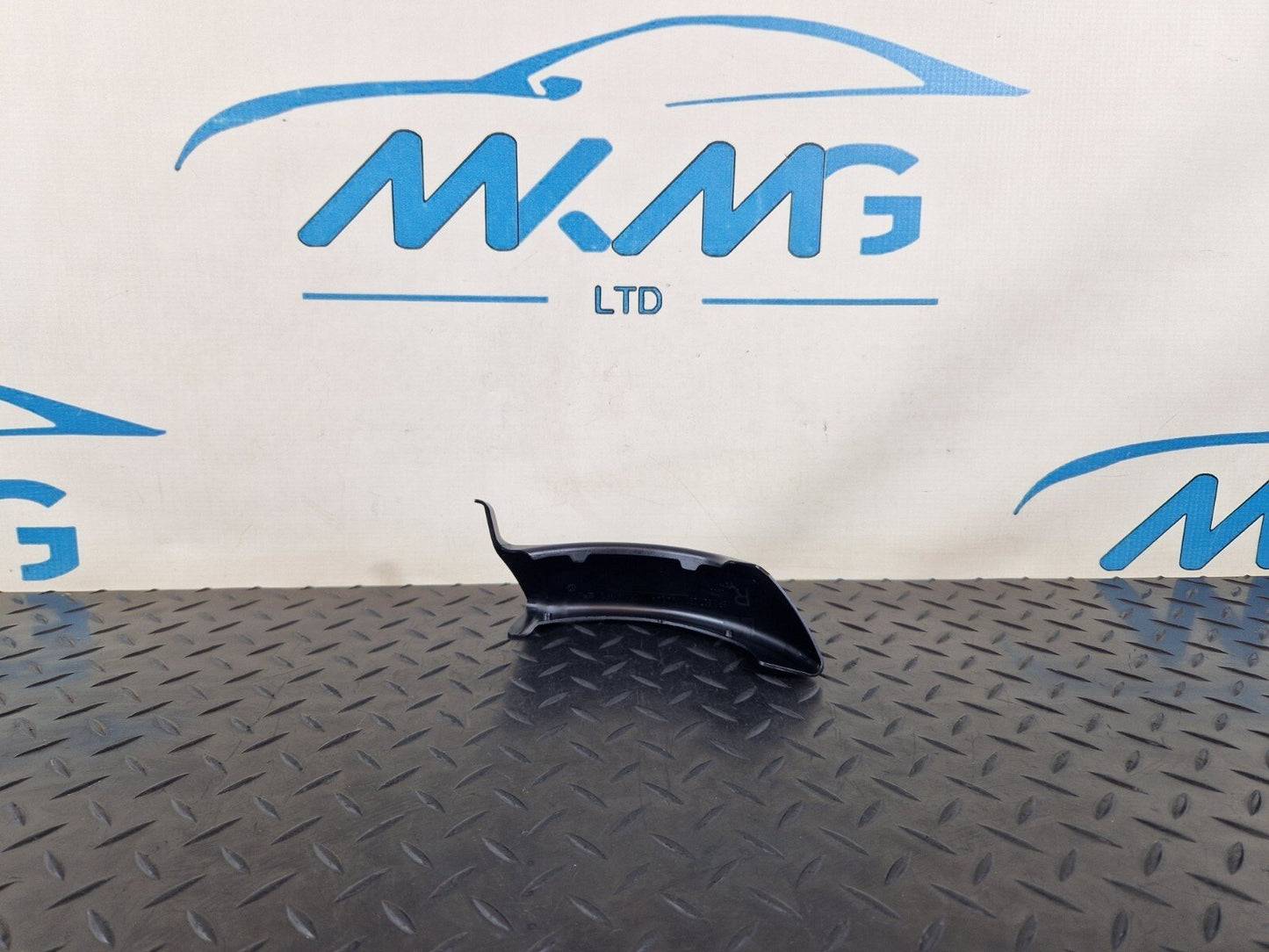 12-17 AUDI Q5 S-LINE GENUINE OEM TAILGATE HINGE COVER DRIVER SIDE 8R0827280