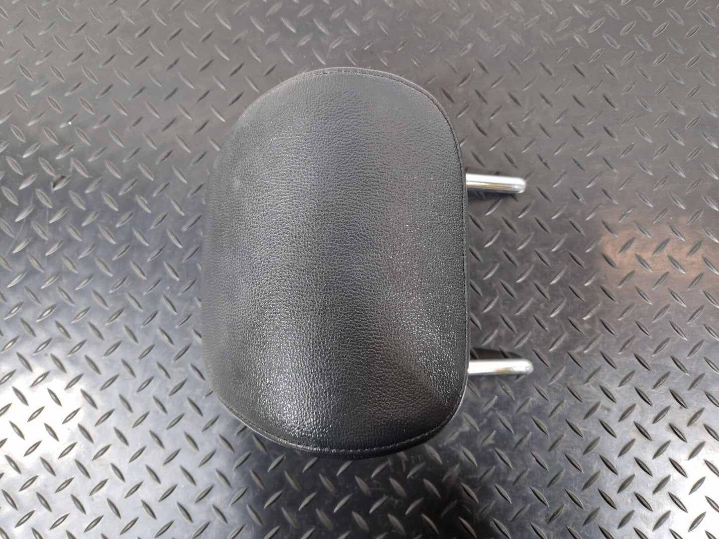 15-18 AUDI A7 4G REAR SEAT BLACK LEATHER HEADREST FITS LEFT & RIGHT 4G8885973