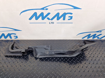 16-23 AUDI A5 F5 S-LINE FRONT RIGHT WING FENDER SEAL TRIM 8W6821170C