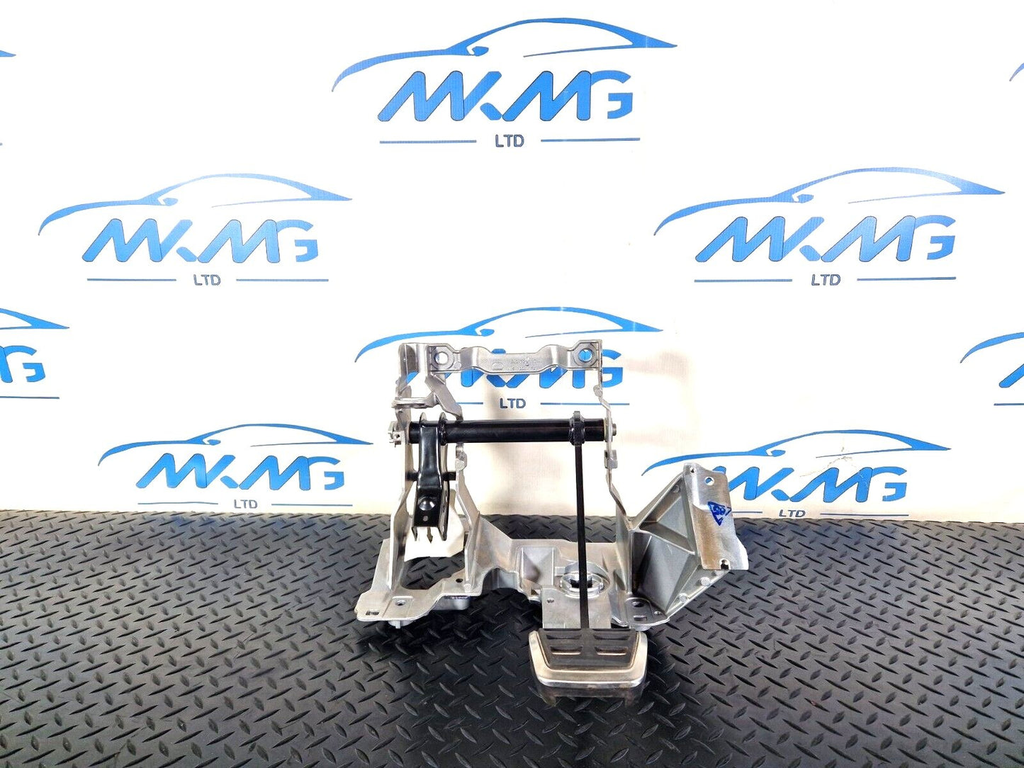16-24 AUDI A5 F5 BRAKE PEDAL ASSEMBLY BRACKET MOUNT 8W2723117 8K0721495