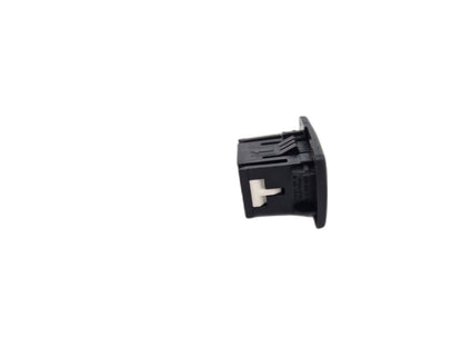 MERCEDES C250 USB PORT SOCKET A2188200187