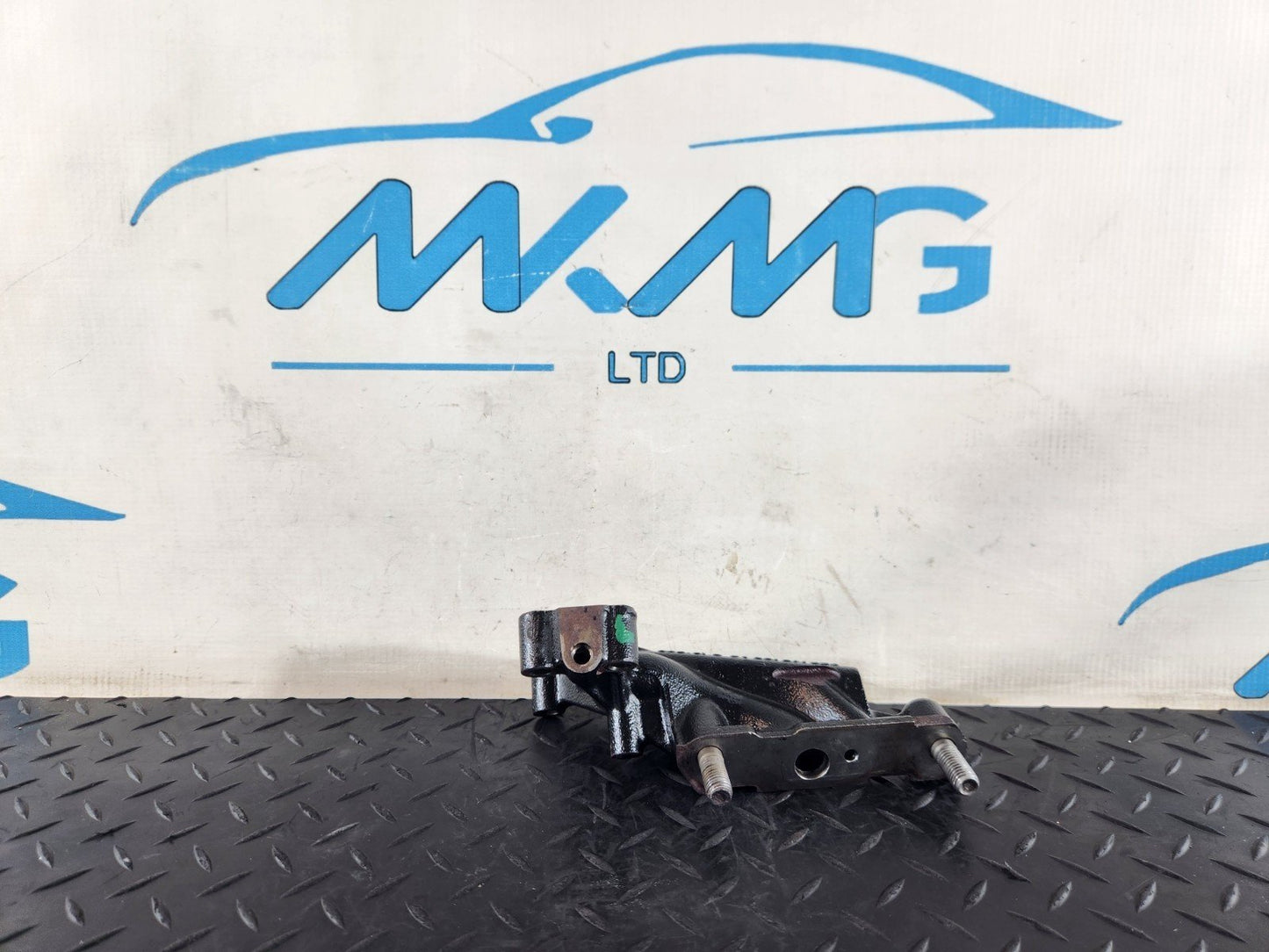16-20 AUDI Q7 4M 3.0 TDI V6 TURBO BRACKET MOUNT HOLDER 059145105AC
