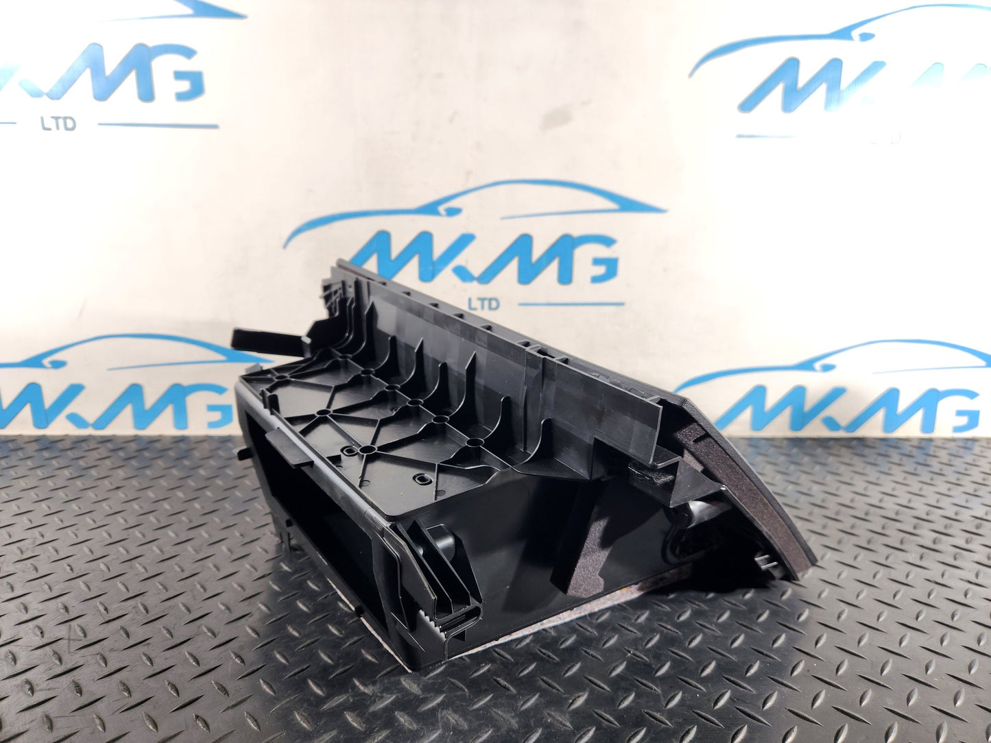 BMW 118i F40 Hatchback Glove Box Storage Compartment Genuine 5A84968