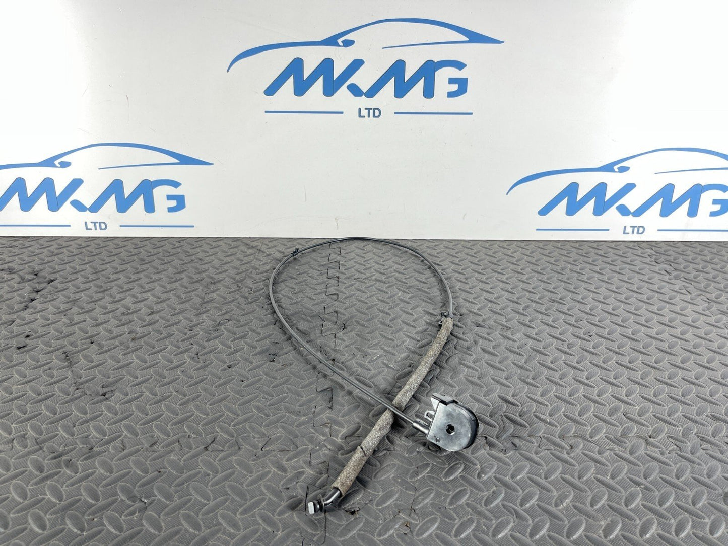 16-19 AUDI A4 B9 ESTATE GENUINE REAR LEFT SEAT RELEASE CABLE 8W9885681