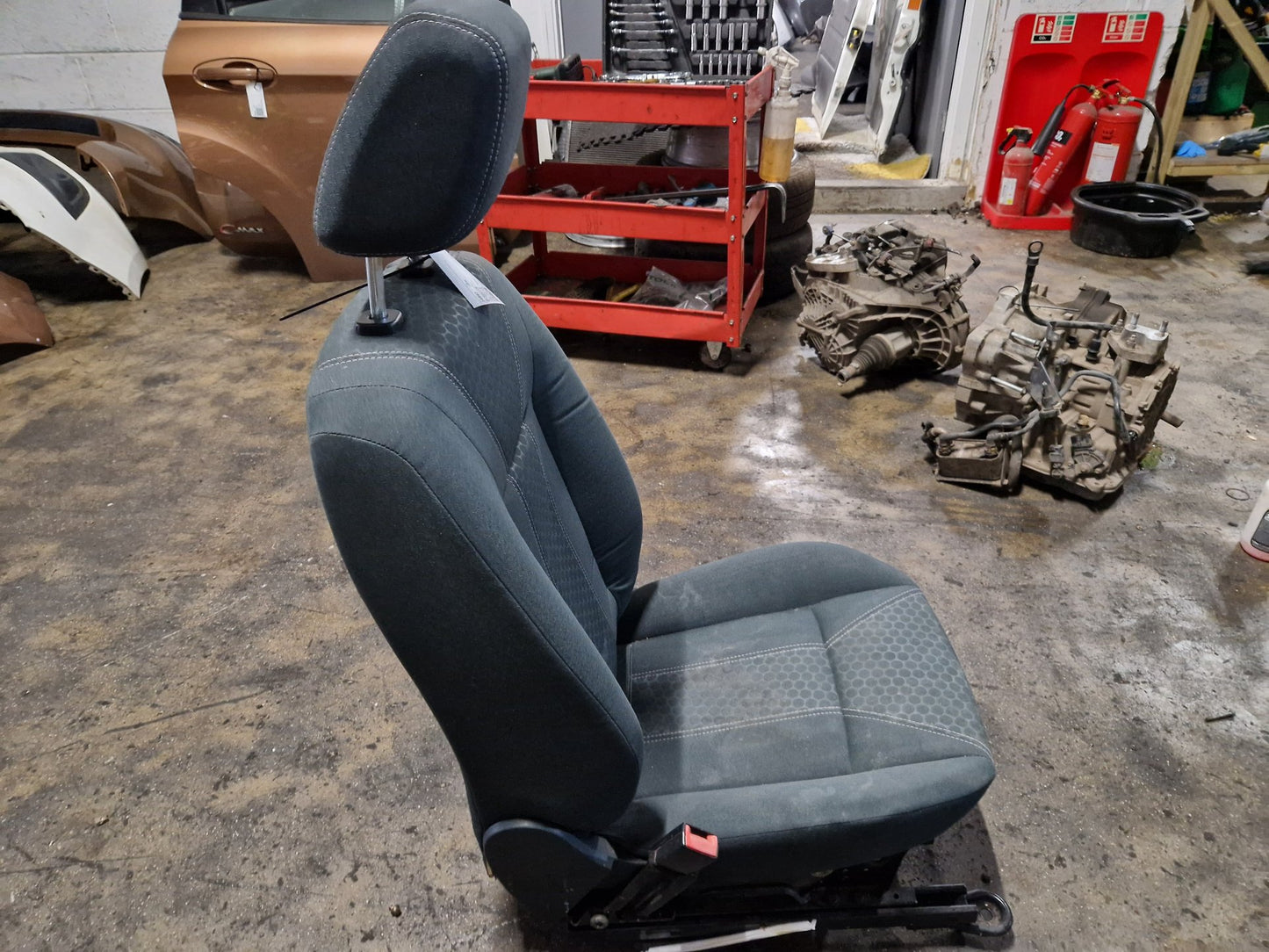 Ford Fiesta MK7 Hatchback Left Genuine Front Left N/S Passenger Seat