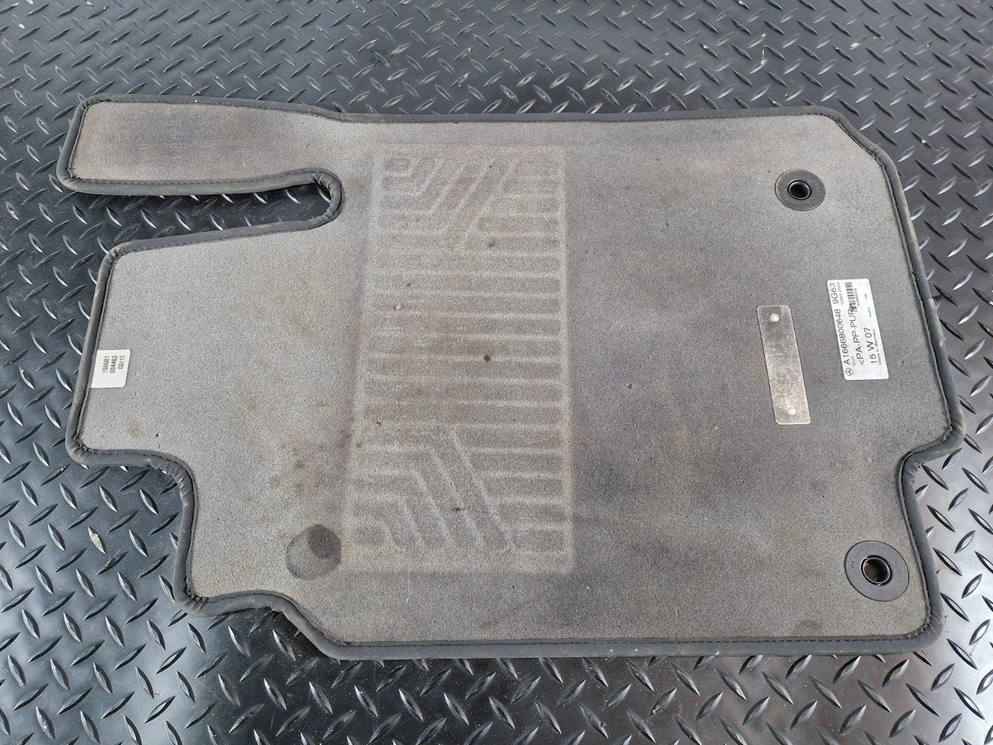 11-19 MERCEDES BENZ ML W166 GENUINE FLOOT MAT SET x4 A1666800648 A1666840803