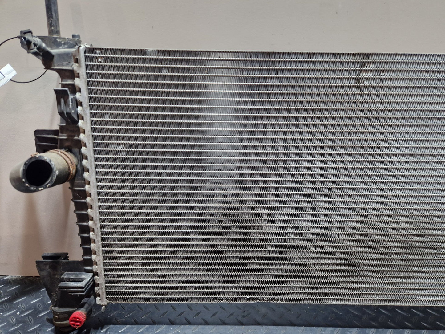 Ford C-Max 1.6LL Petrol 77.0kw IQDB Genuine Water Coolant Radiator BV61-8005-AD