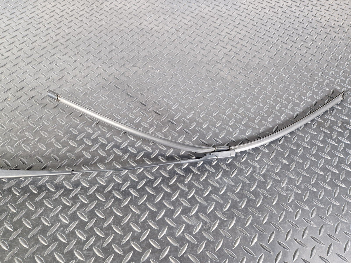 Mercedes-Benz Vito W447 Genuine Right O/S Front Wiper Arm A4478200300
