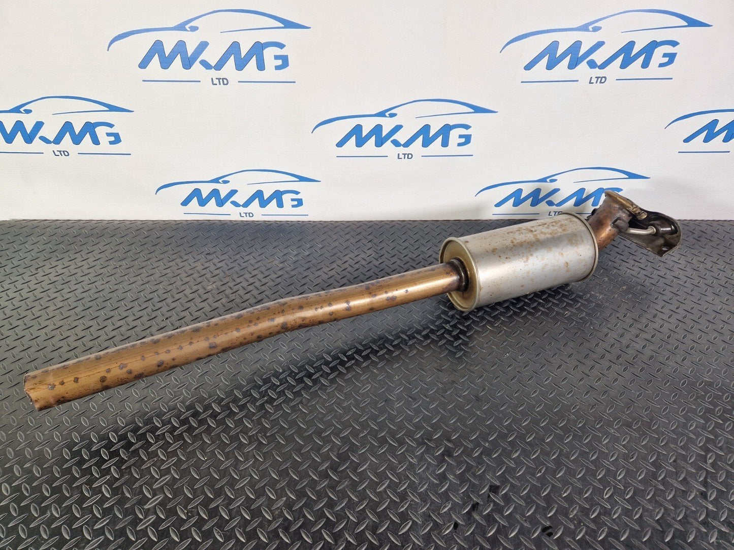 14-20 MERCEDES BENZ GLA 200 X156 GENUINE OEM EXHAUST CENTER SECTION A2464910400