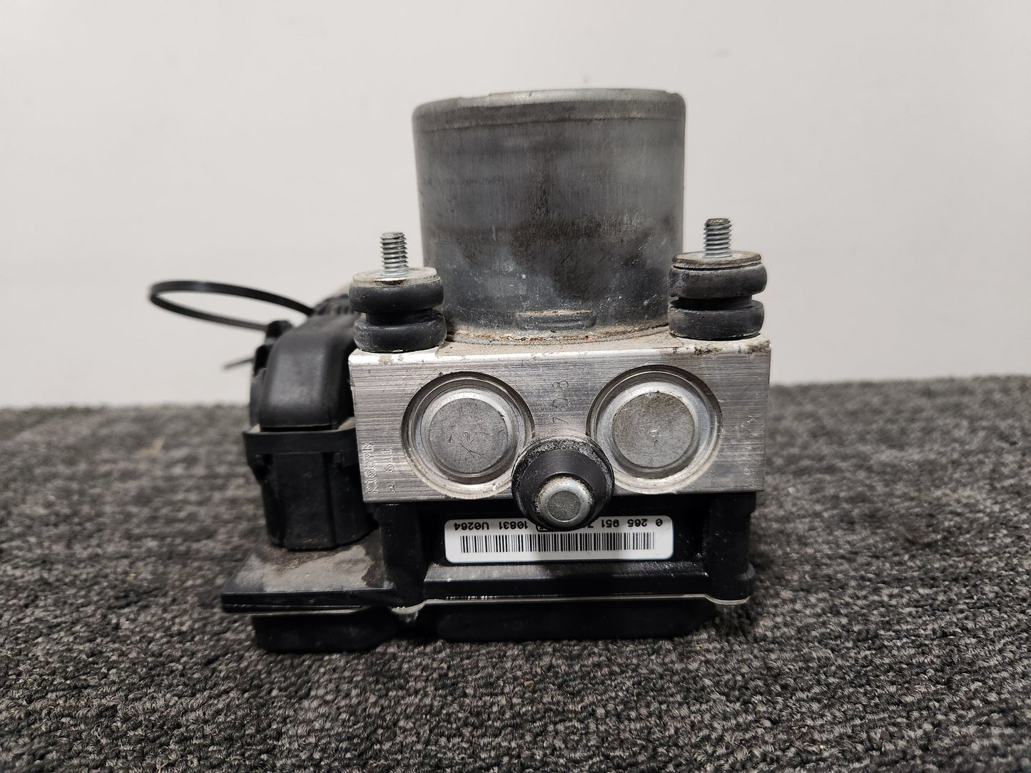 Vauxhall Meriva MK2 (B) 1.7L Diesel Genuine ABS Pump Control Module 13375034