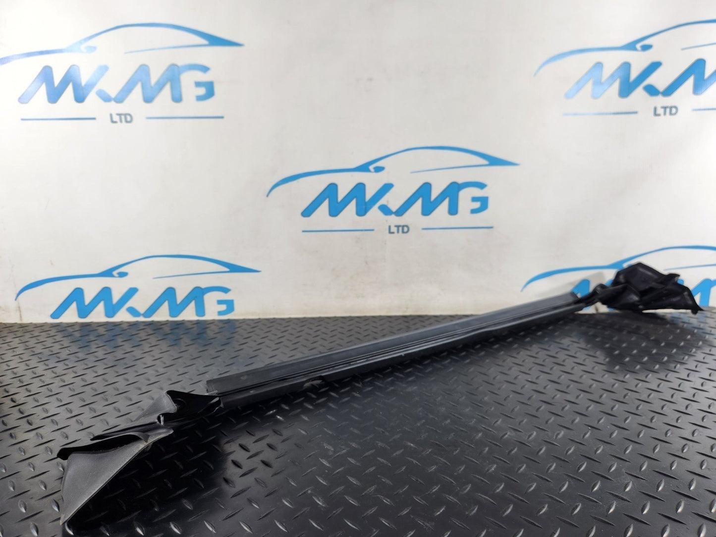 Mercedes C117 X117 CLA Left N/S Rear Door Window Weather Seal Gasket A1177350165