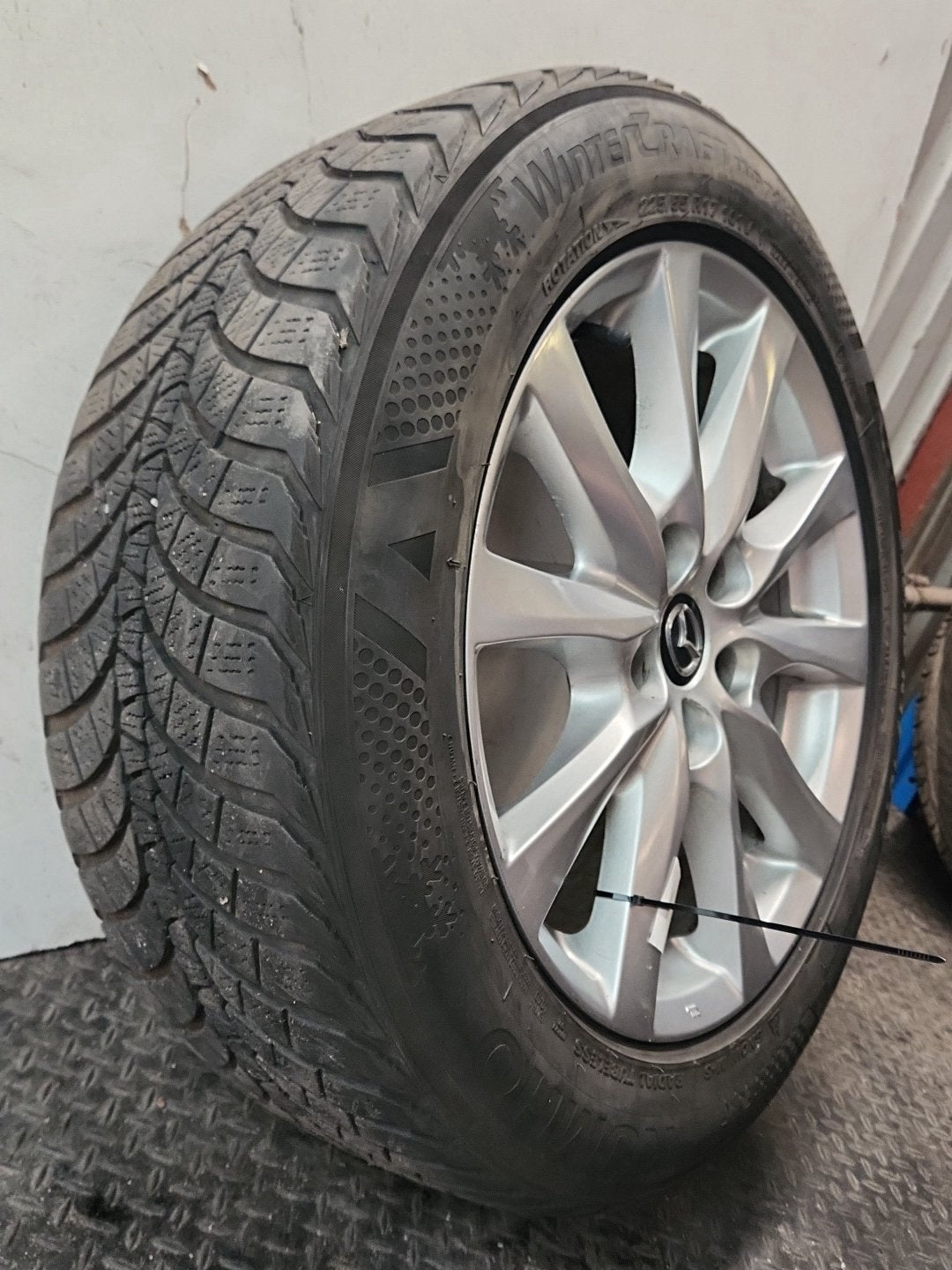 Mazda 6 MK3 (GJ) 17" Alloy Wheel with Tyre 225/55/17 ~5mm