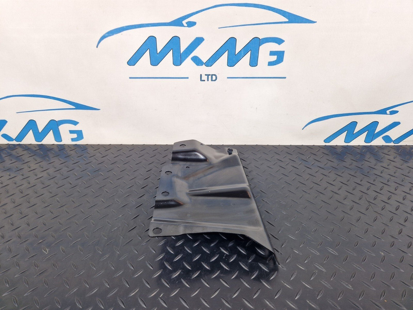 16-24 AUDI A5 F5 CONVERTIBLE GENUINE REAR SEAT BELT COVER 8W7857565