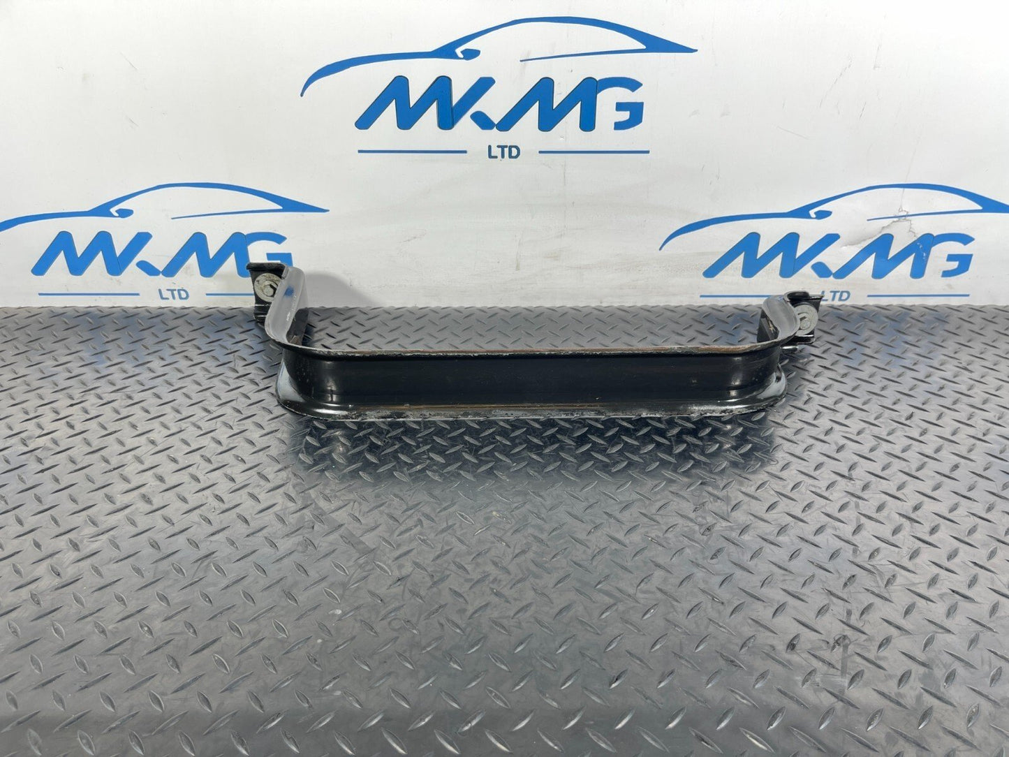 2019-ON  LAND ROVER DISCOVERY L550 BUMPER SUPPORT BRACKET LK72-9055-AA