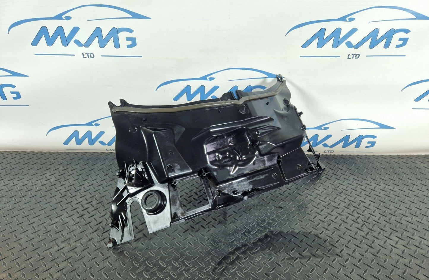 14-21 MERCEDES BENZ C300h W205 OEM FRONT END CENTER ASSEMBLY A2056206601