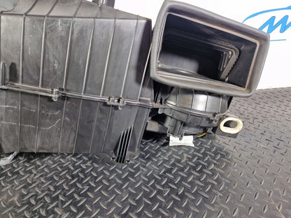 14-20 MERCEDES BENZ GLA X156 AIR CON HEATER MATRIX HOUSING BOX A2468302302