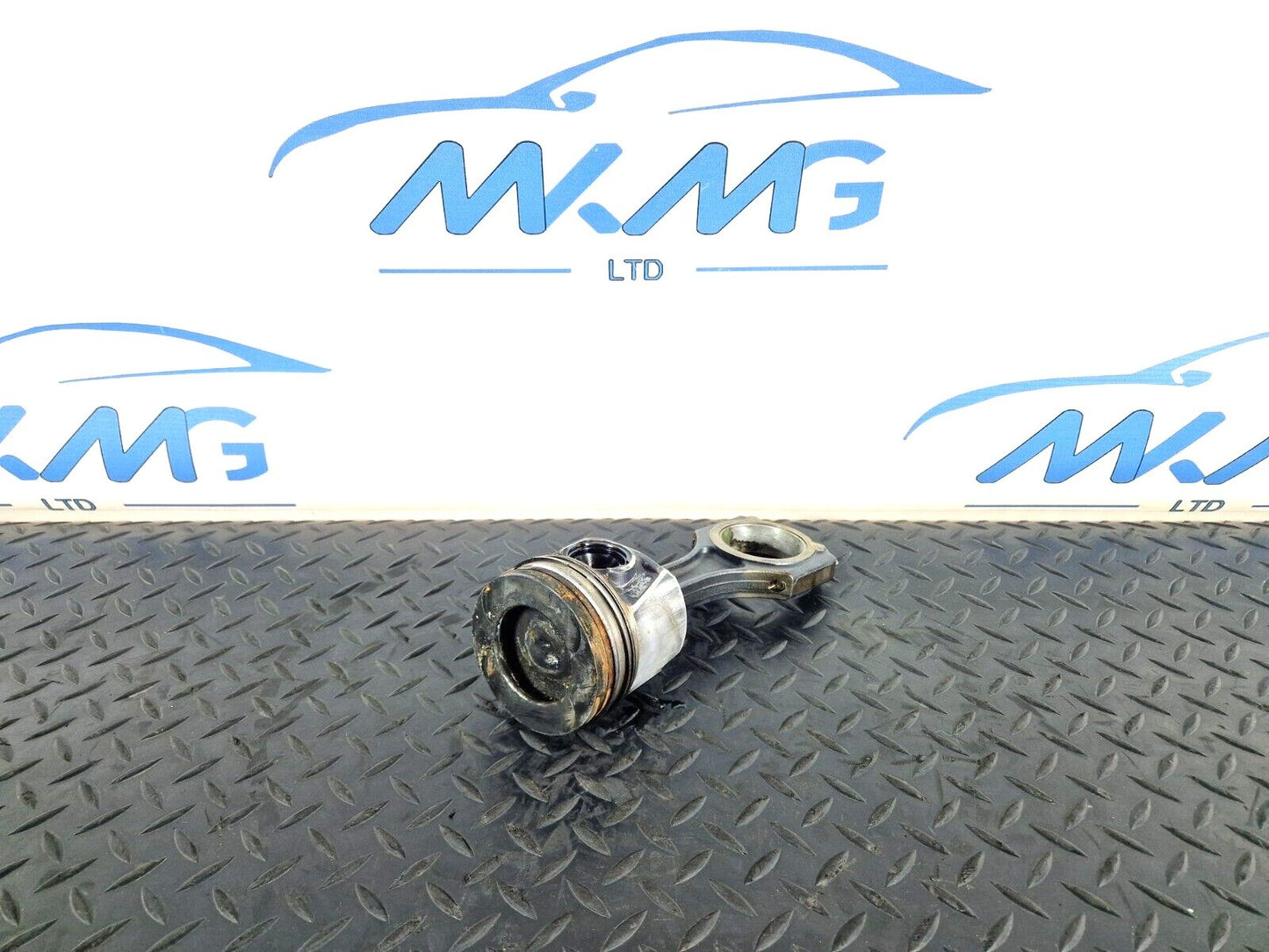 18-ON MERCEDES BENZ SPRINTER W907 2.2 CDI OEM PISTON WITH CON ROD OM651.958