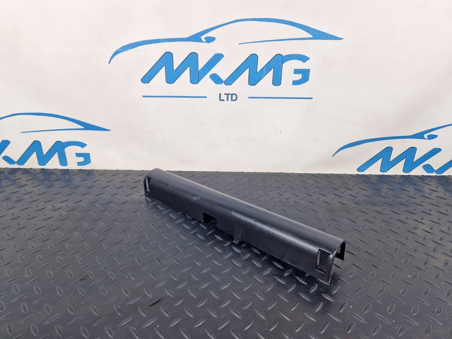 18-ON MERCEDES BENZ SPRINTER W907 W910 REAR CAB WIRING LOOM COVER A9068210389