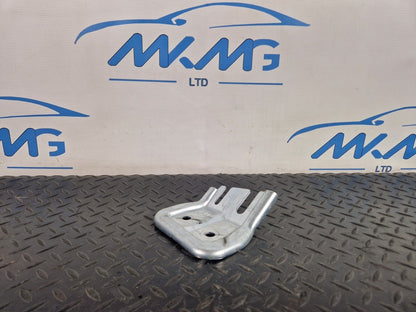 19-ON RANGE ROVER EVOQUE L551 INSTRUMENT PANEL BRACKET MOUNT HOLDER K8D2043B59AB