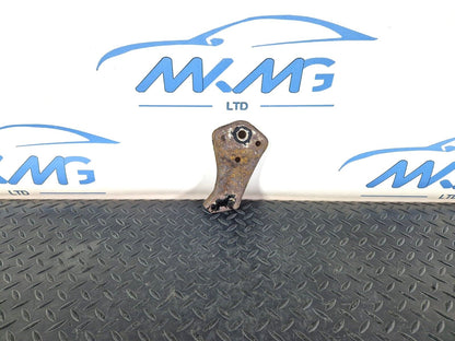 14-21 MERCEDES BENZ C200 W205 REAR SUBFRAME RIGHT SIDE STOP PLATE A2053520800