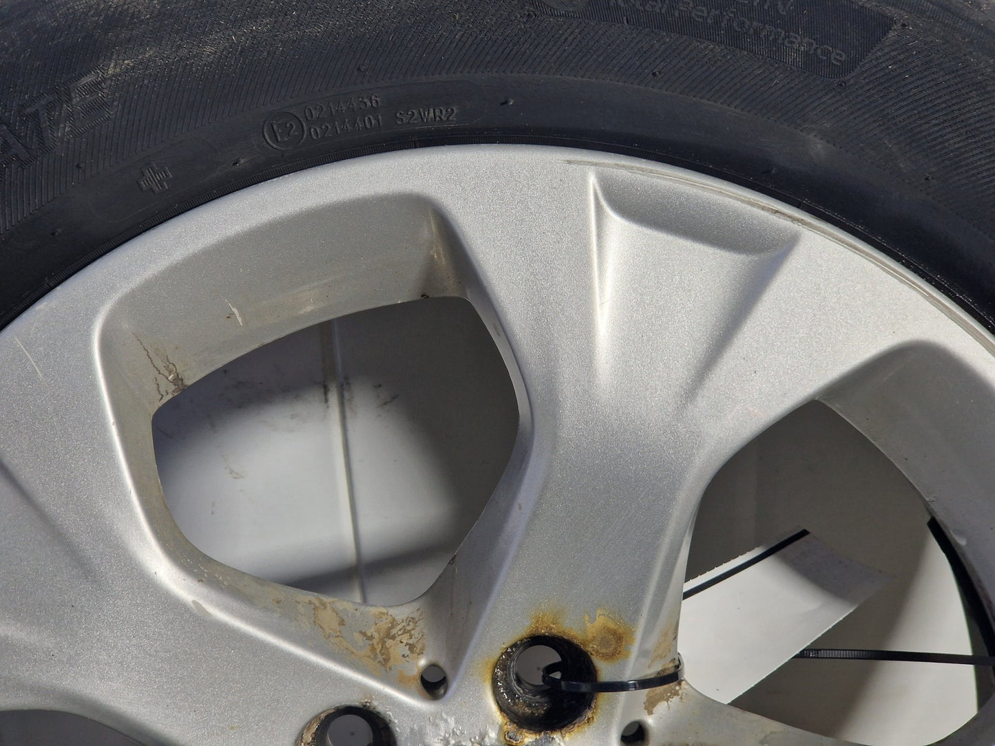 BMW X1 E84 17" Alloy Wheel with Michelin Tyre ~3mm 215/60/17 6789140
